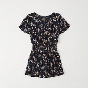 Abercrombie and Fitch smocked waist kimono romper